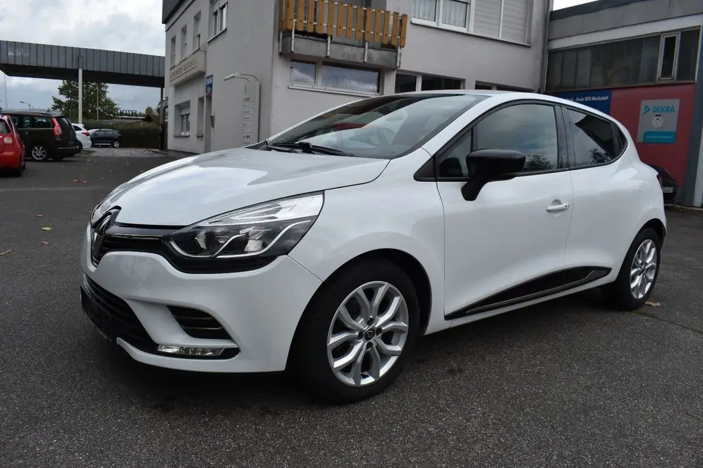 Photo 1 : Renault Clio 2019 Essence