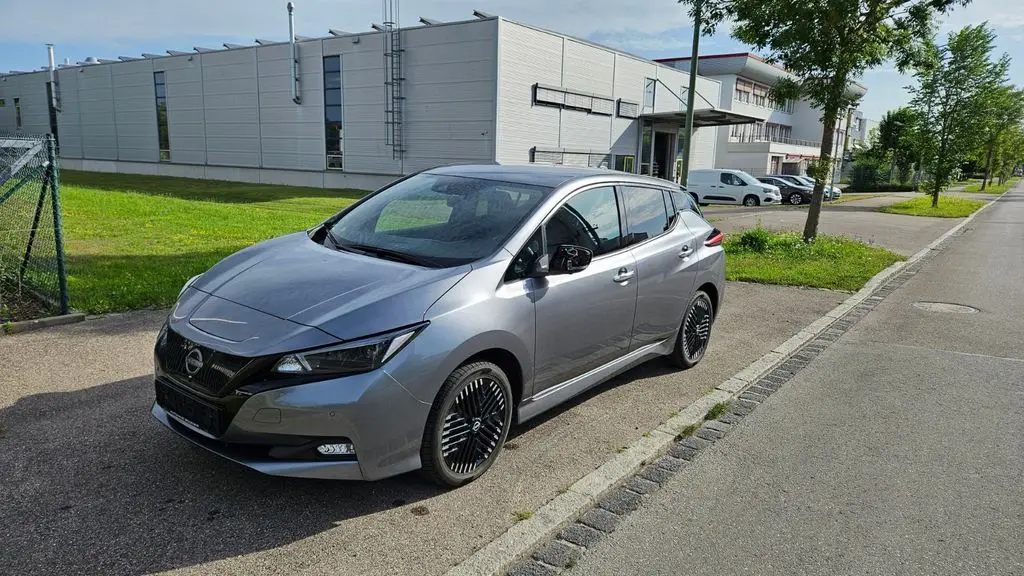 Photo 1 : Nissan Leaf 2022 Non renseigné