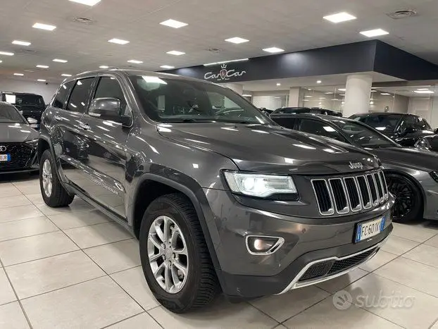 Photo 1 : Jeep Grand Cherokee 2016 Diesel