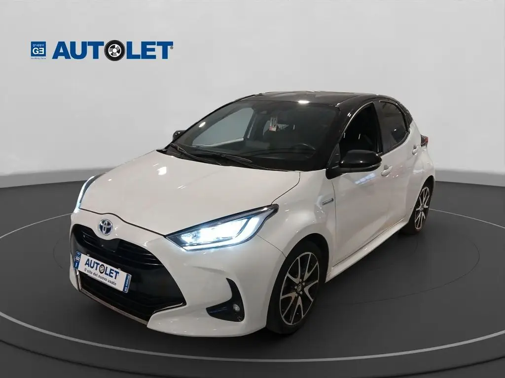 Photo 1 : Toyota Yaris 2020 Hybride