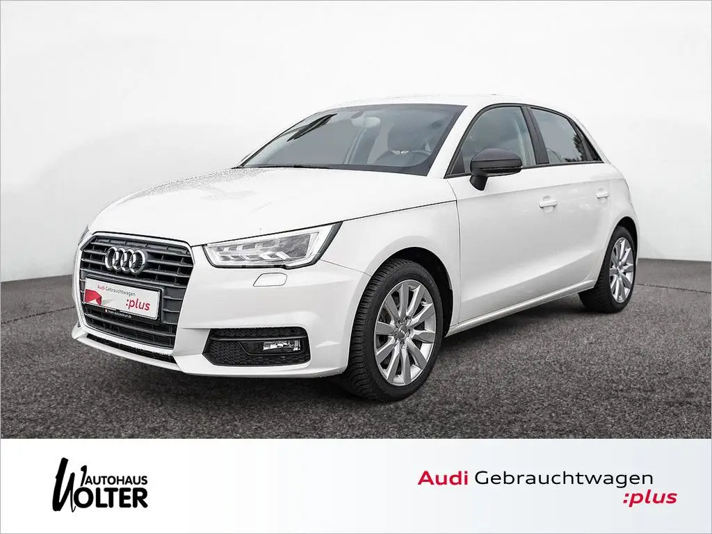 Photo 1 : Audi A1 2018 Petrol