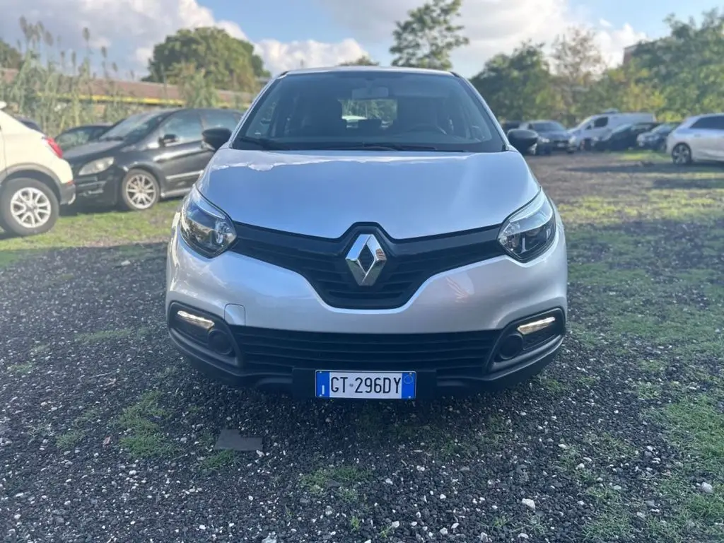 Photo 1 : Renault Captur 2016 Essence