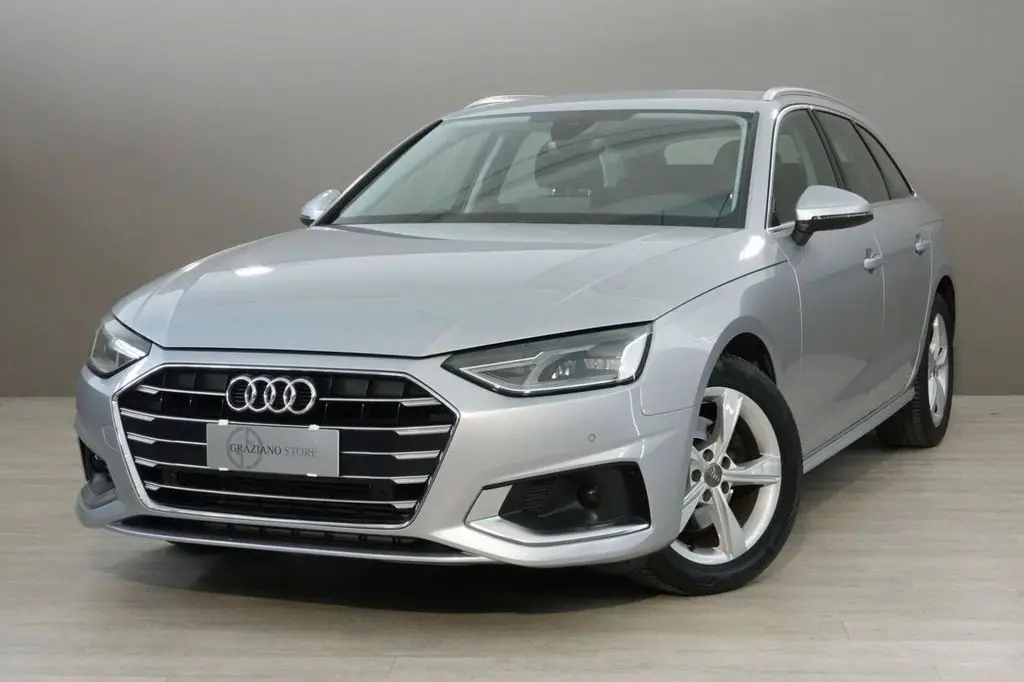 Photo 1 : Audi A4 2020 Hybrid