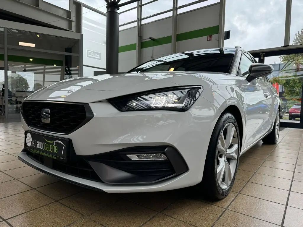 Photo 1 : Seat Leon 2022 Petrol