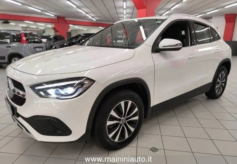 Photo 1 : Mercedes-benz Classe Gla 2021 Petrol