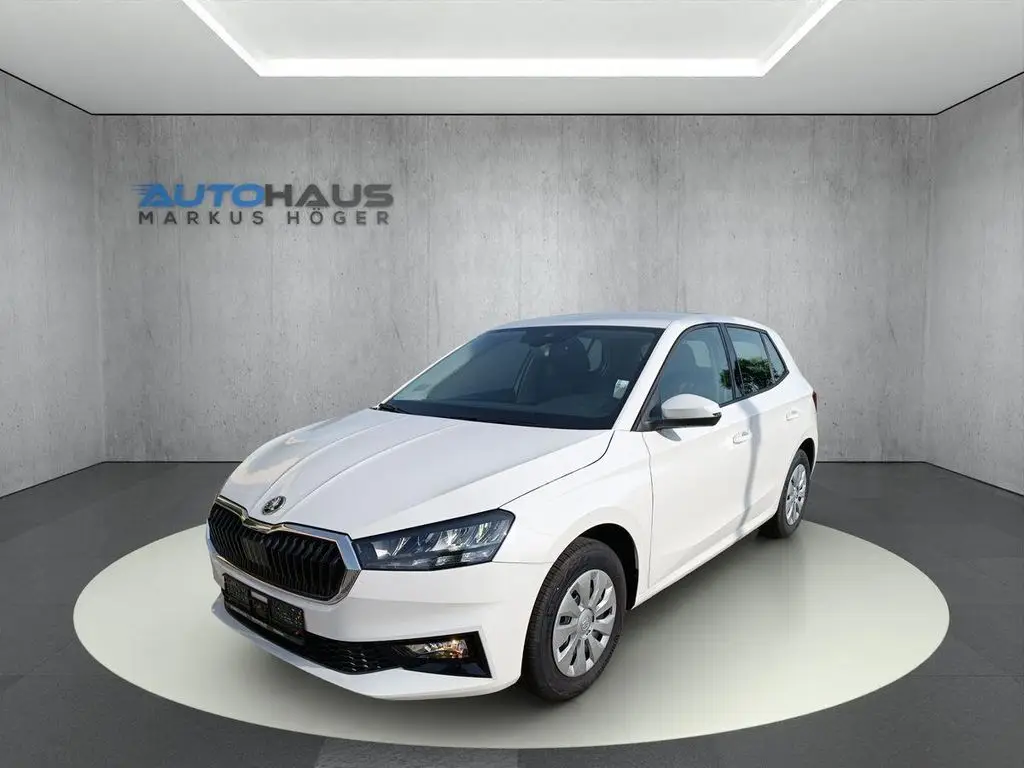 Photo 1 : Skoda Fabia 2024 Petrol