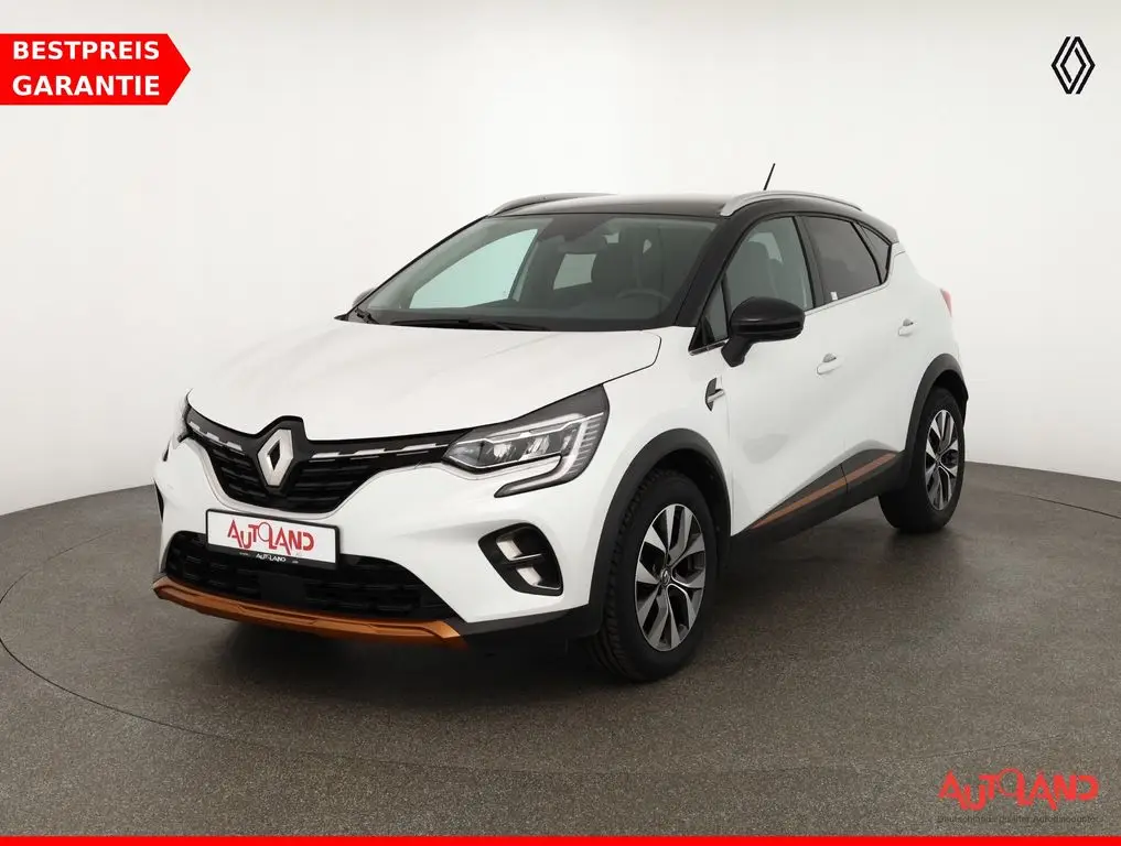 Photo 1 : Renault Captur 2021 Essence