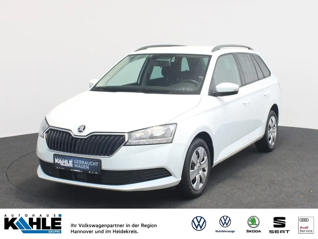 Photo 1 : Skoda Fabia 2019 Petrol