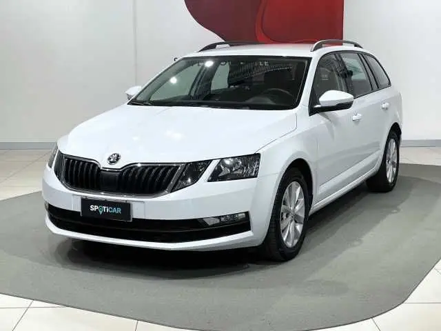 Photo 1 : Skoda Octavia 2019 Diesel