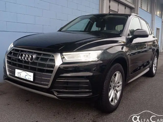 Photo 1 : Audi Q5 2020 Hybrid