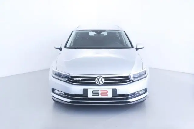 Photo 1 : Volkswagen Passat 2018 Diesel