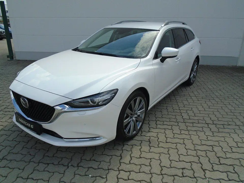 Photo 1 : Mazda 6 2023 Petrol