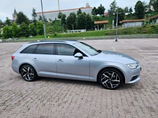 Photo 1 : Audi A4 2017 Diesel