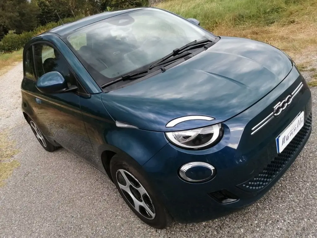 Photo 1 : Fiat 500 2021 Non renseigné