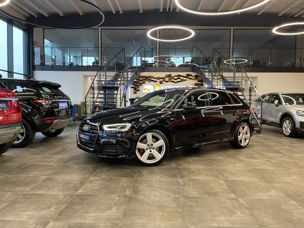 Photo 1 : Audi A3 2018 Petrol