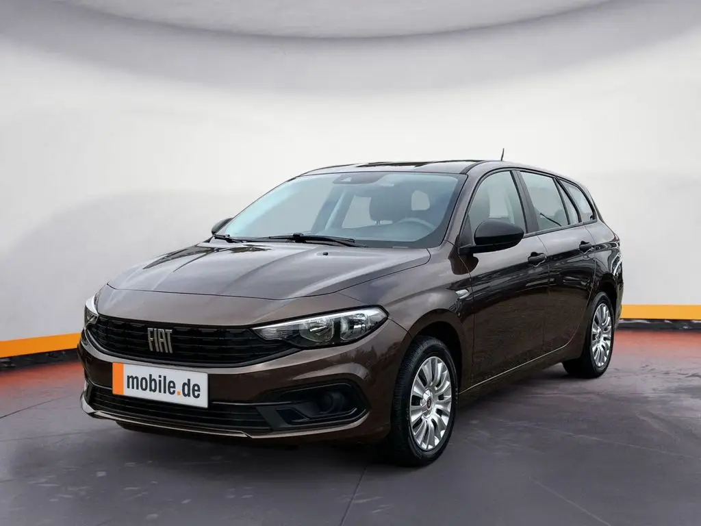 Photo 1 : Fiat Tipo 2022 Petrol