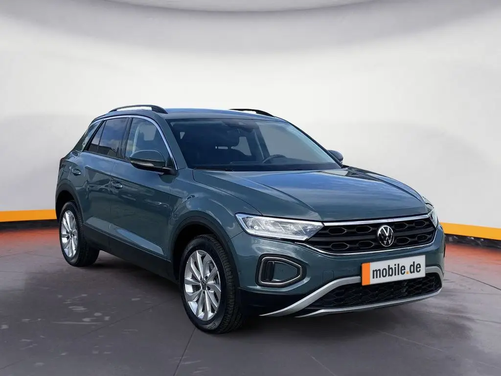 Photo 1 : Volkswagen T-roc 2023 Petrol