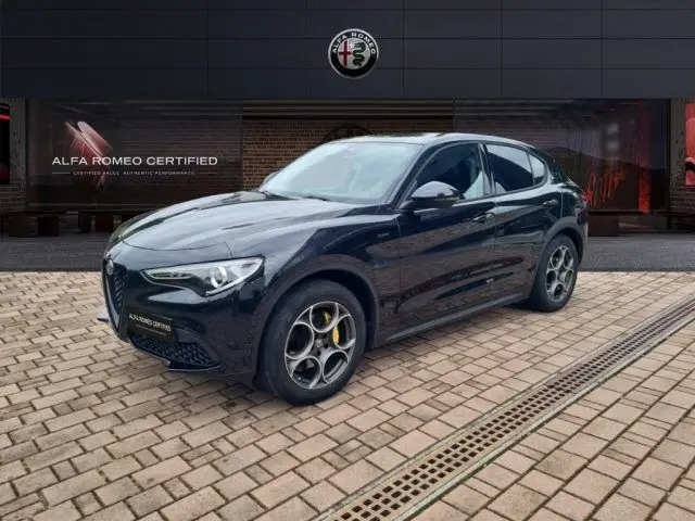 Photo 1 : Alfa Romeo Stelvio 2021 Petrol