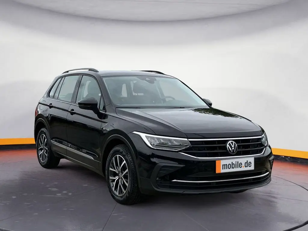 Photo 1 : Volkswagen Tiguan 2023 Petrol