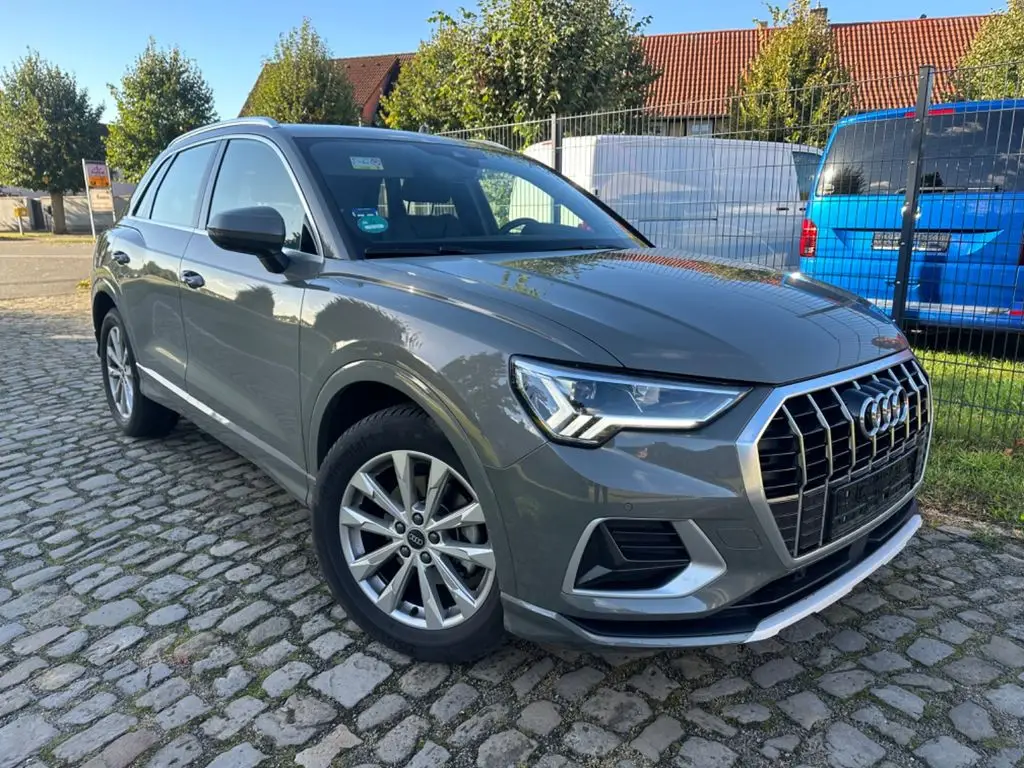 Photo 1 : Audi Q3 2023 Diesel