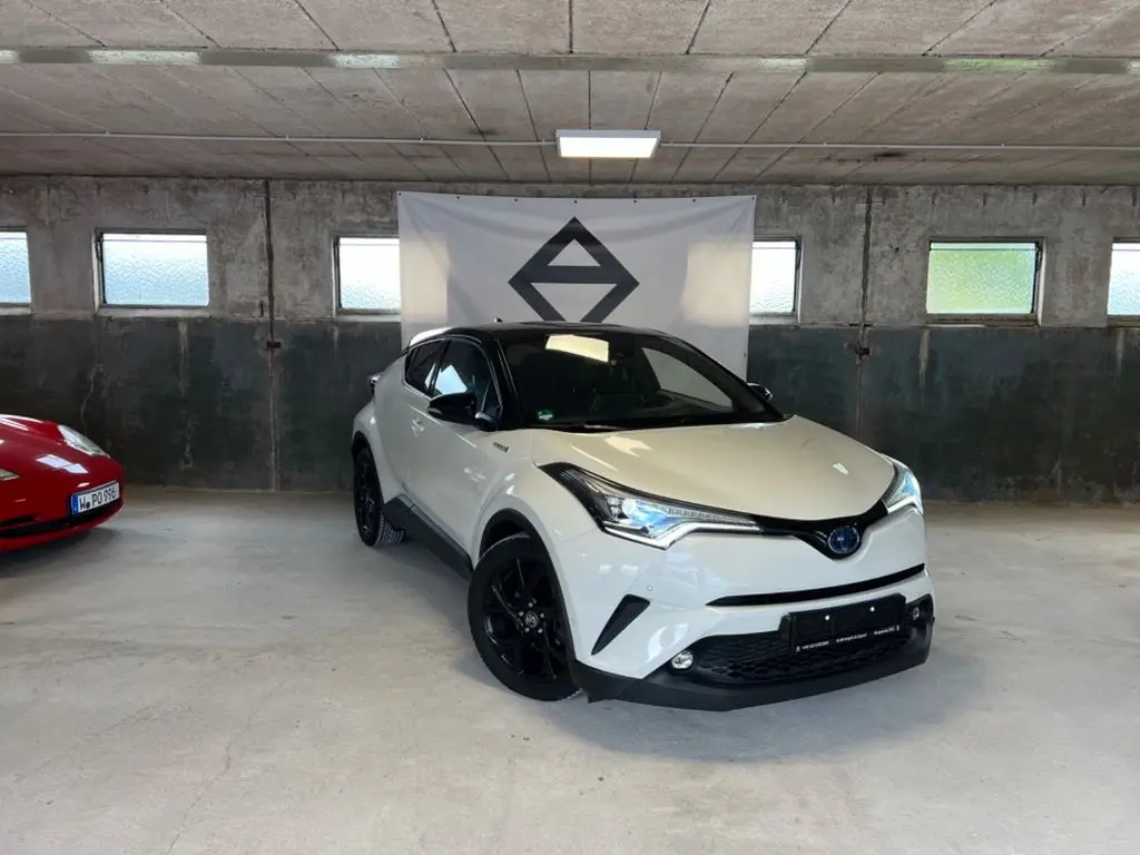 Photo 1 : Toyota C-hr 2018 Hybride