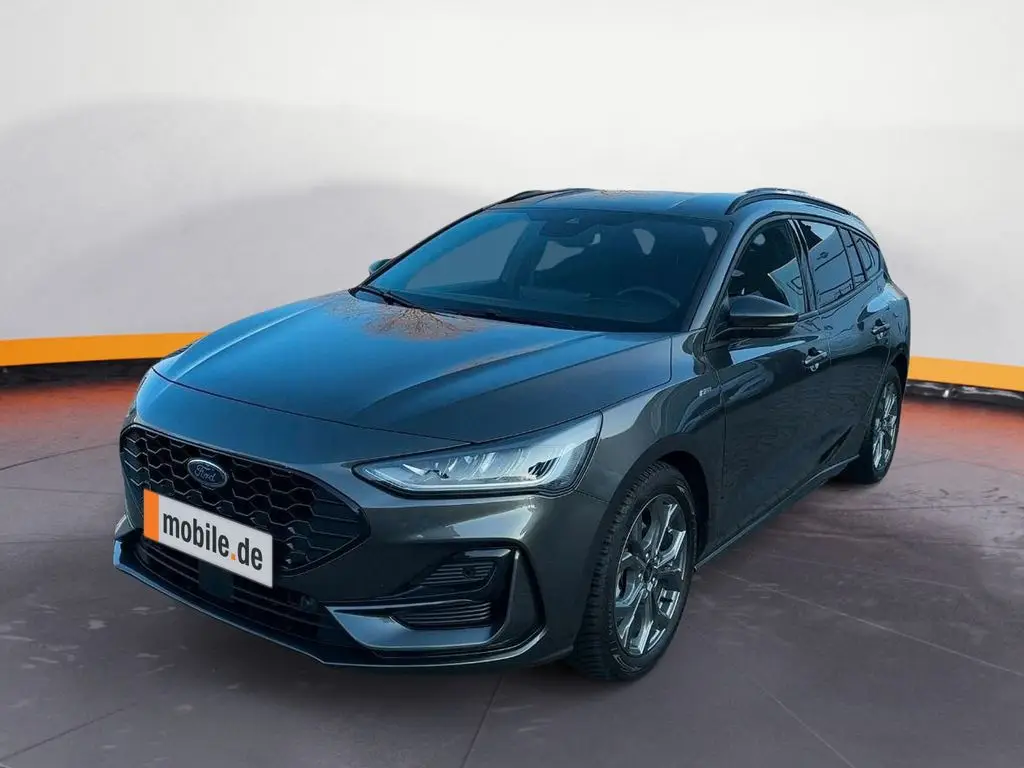 Photo 1 : Ford Focus 2022 Petrol