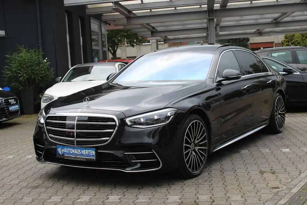 Photo 1 : Mercedes-benz Classe S 2024 Essence