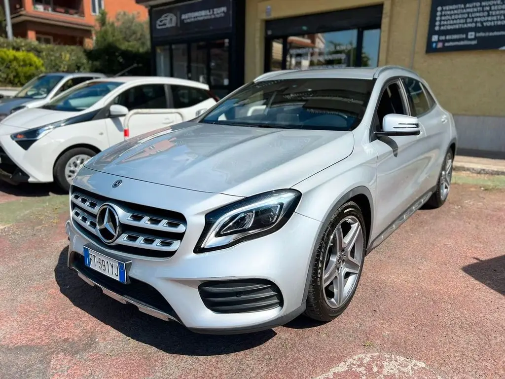 Photo 1 : Mercedes-benz Classe Gla 2019 Diesel