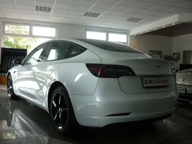 Photo 1 : Tesla Model 3 2023 Not specified