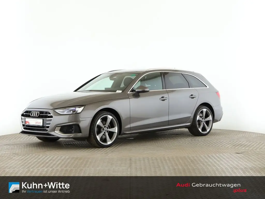 Photo 1 : Audi A4 2021 Petrol