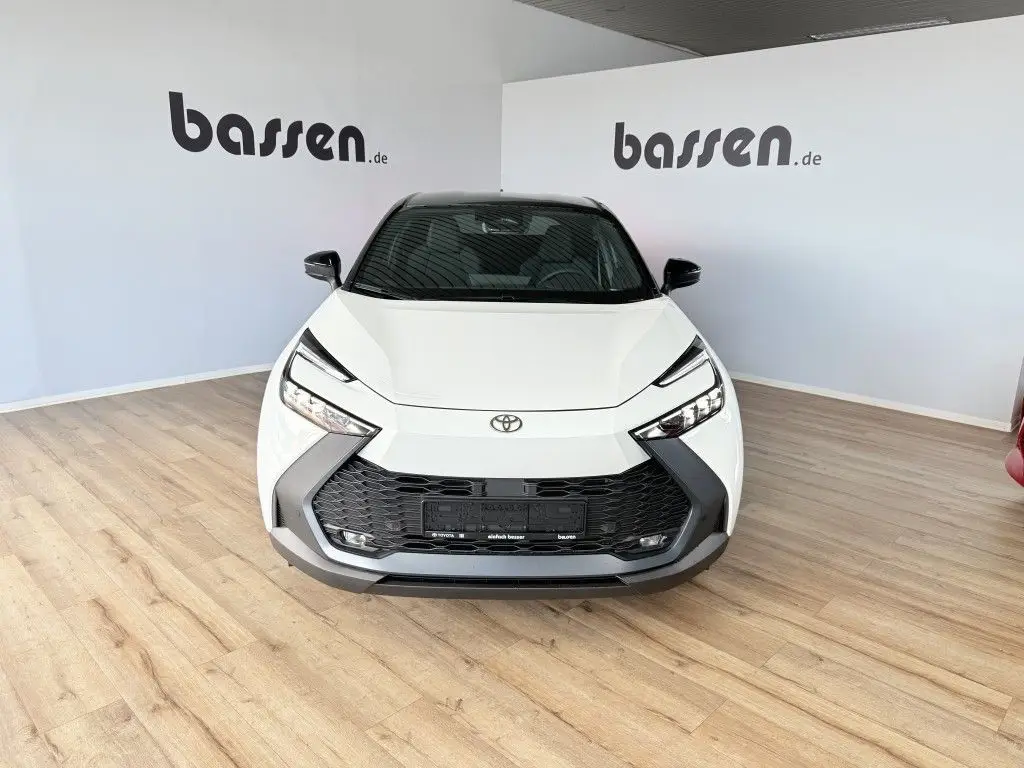 Photo 1 : Toyota C-hr 2024 Hybride