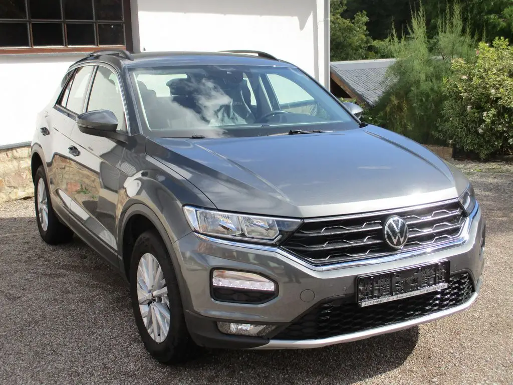 Photo 1 : Volkswagen T-roc 2021 Petrol