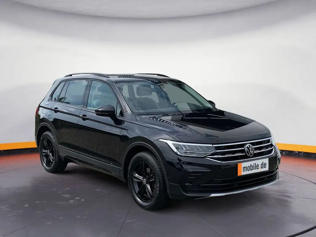 Photo 1 : Volkswagen Tiguan 2023 Petrol