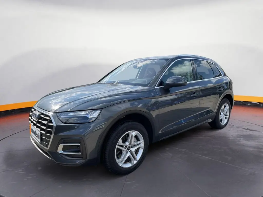 Photo 1 : Audi Q5 2021 Hybrid