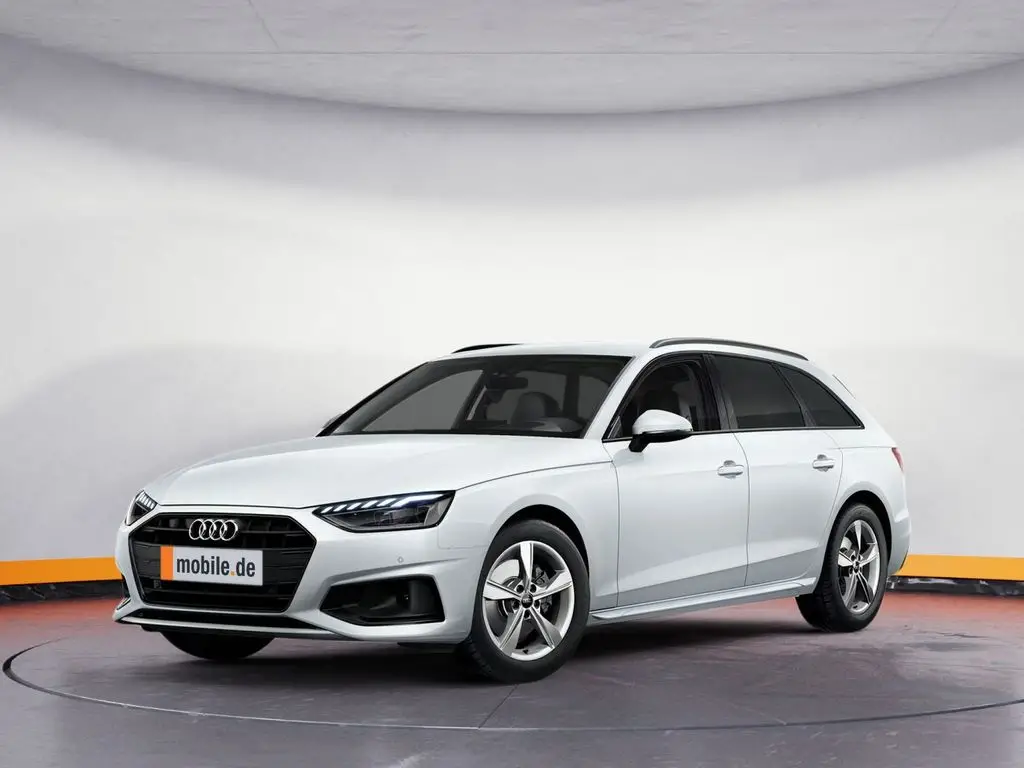 Photo 1 : Audi A4 2023 Essence