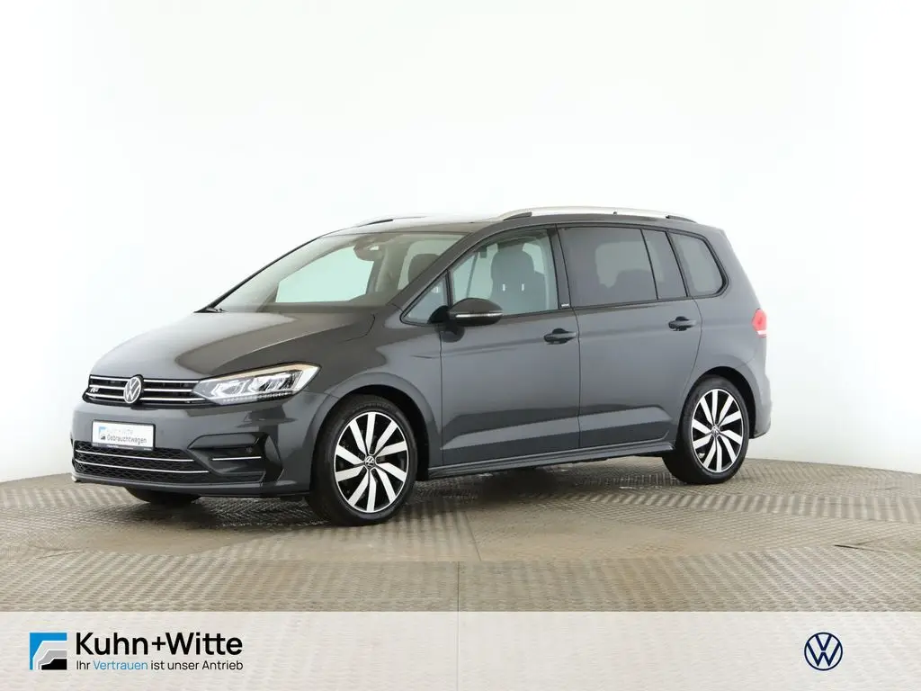 Photo 1 : Volkswagen Touran 2024 Petrol