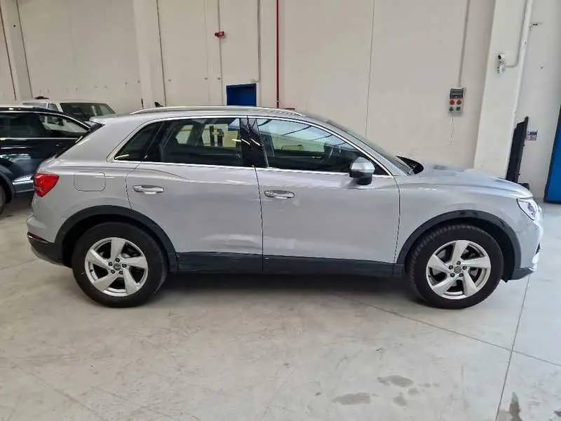 Photo 1 : Audi Q3 2019 Diesel