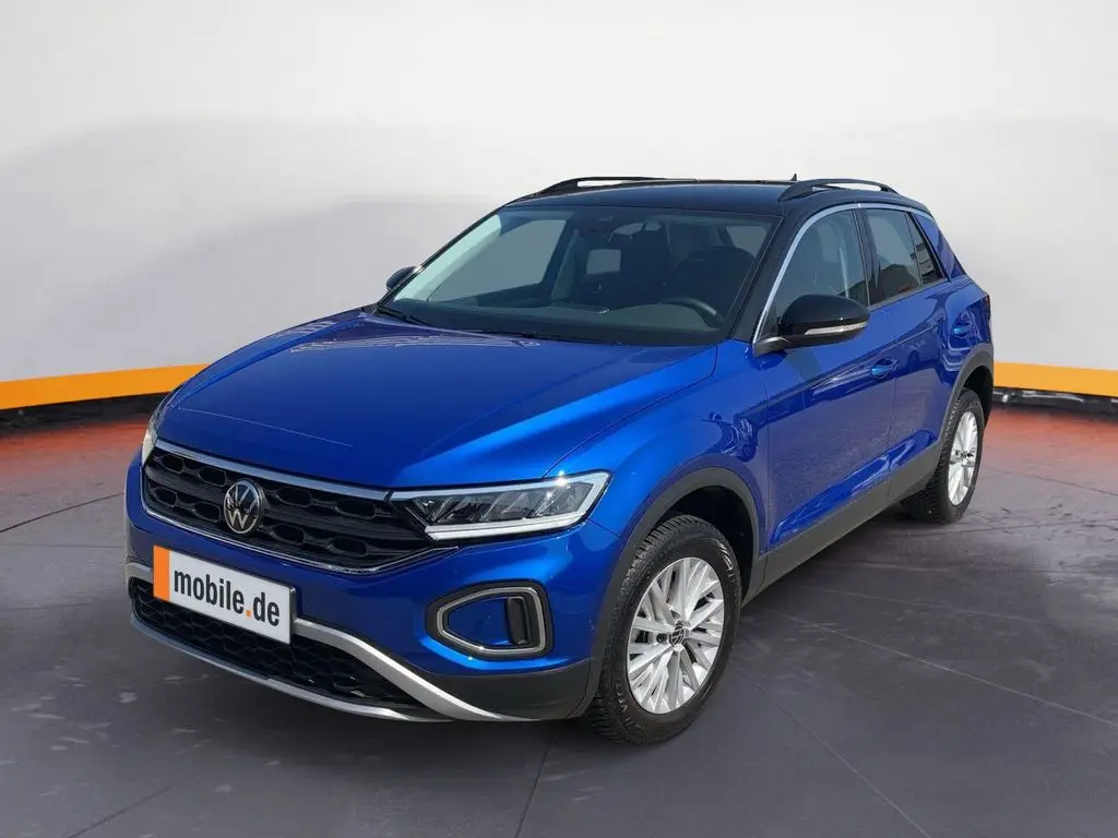 Photo 1 : Volkswagen T-roc 2023 Essence