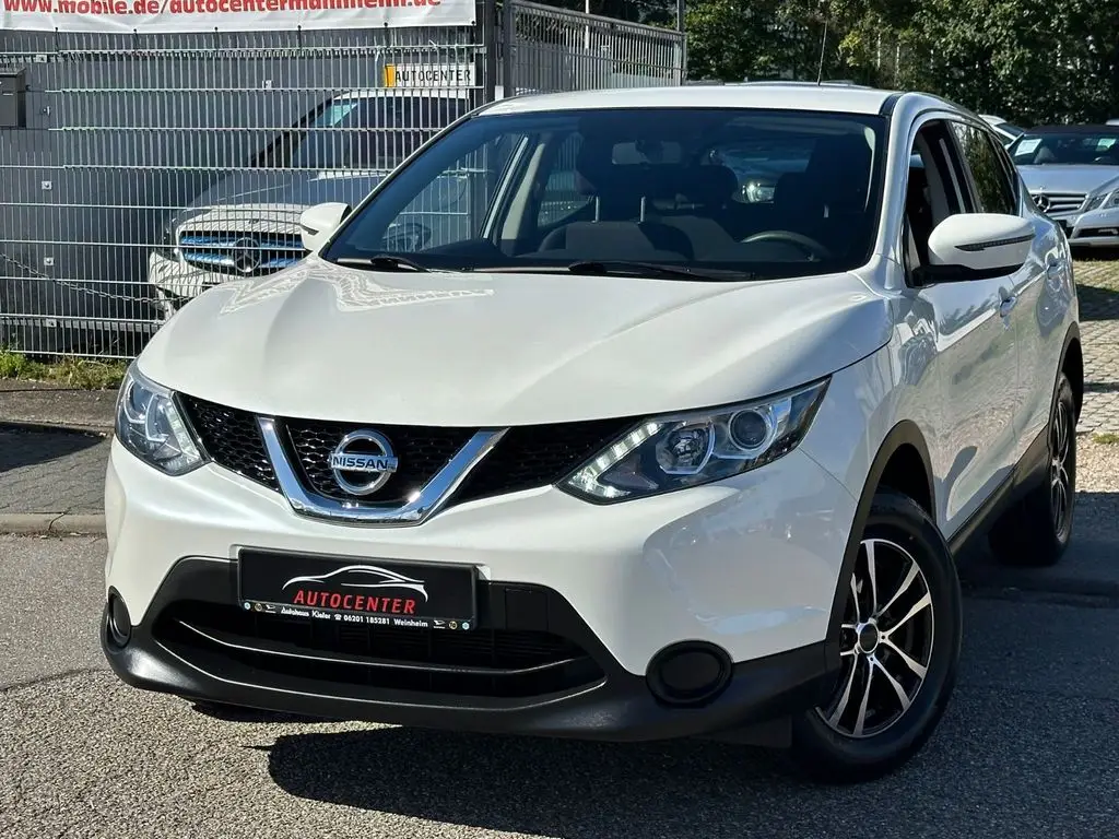 Photo 1 : Nissan Qashqai 2017 Petrol