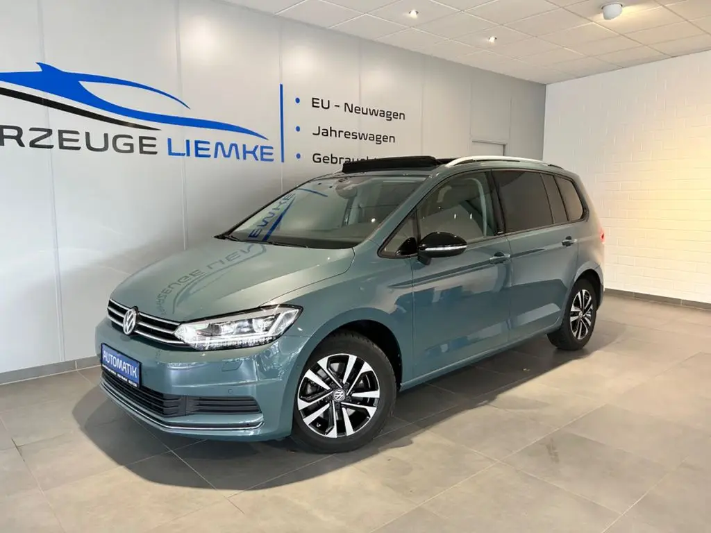 Photo 1 : Volkswagen Touran 2020 Essence