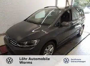 Photo 1 : Volkswagen Touran 2023 Petrol