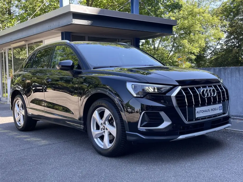 Photo 1 : Audi Q3 2022 Diesel