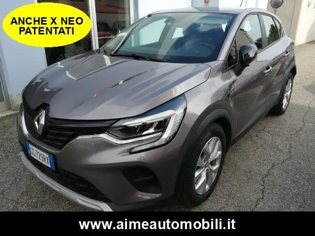 Photo 1 : Renault Captur 2021 Essence