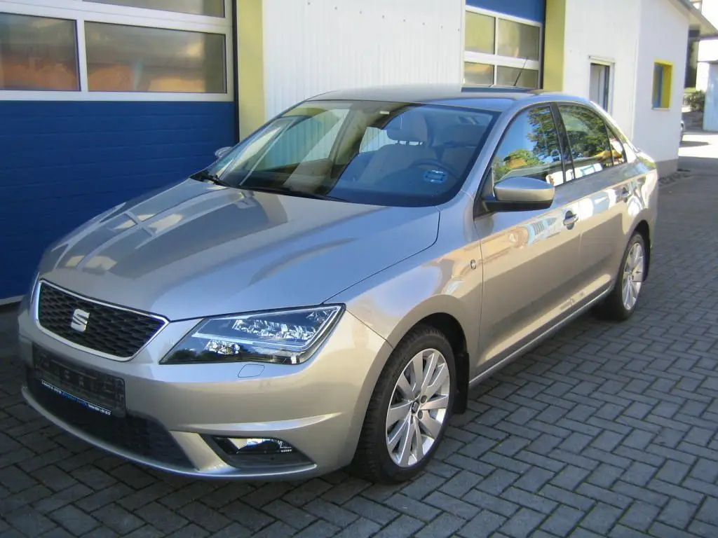 Photo 1 : Seat Toledo 2015 Petrol