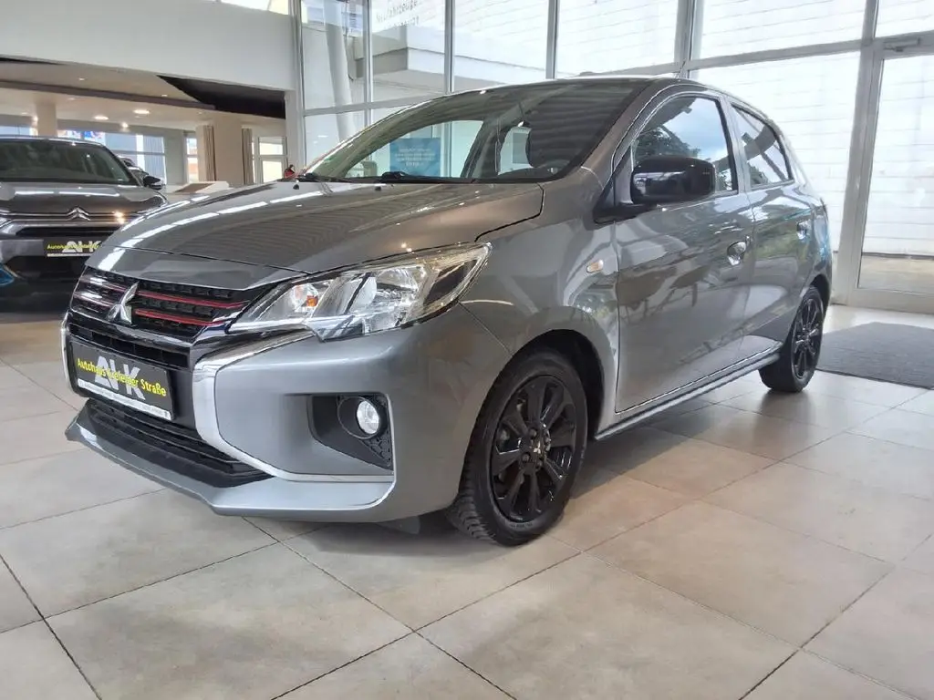 Photo 1 : Mitsubishi Space Star 2021 Petrol