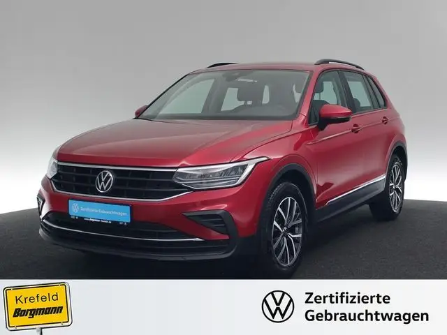 Photo 1 : Volkswagen Tiguan 2023 Essence