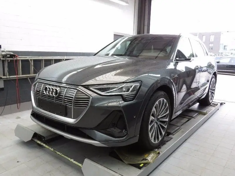 Photo 1 : Audi E-tron 2020 Not specified