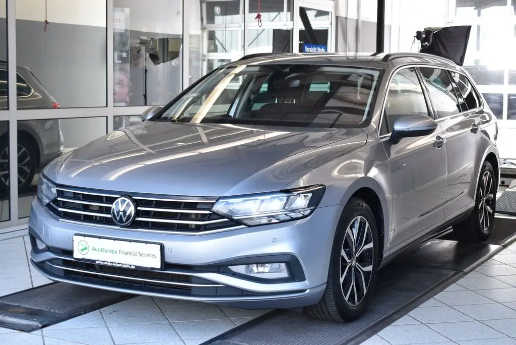 Photo 1 : Volkswagen Passat 2021 Diesel