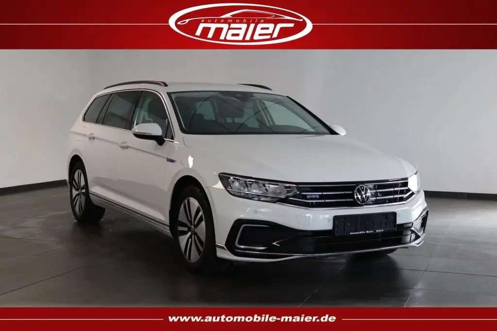 Photo 1 : Volkswagen Passat 2021 Hybrid