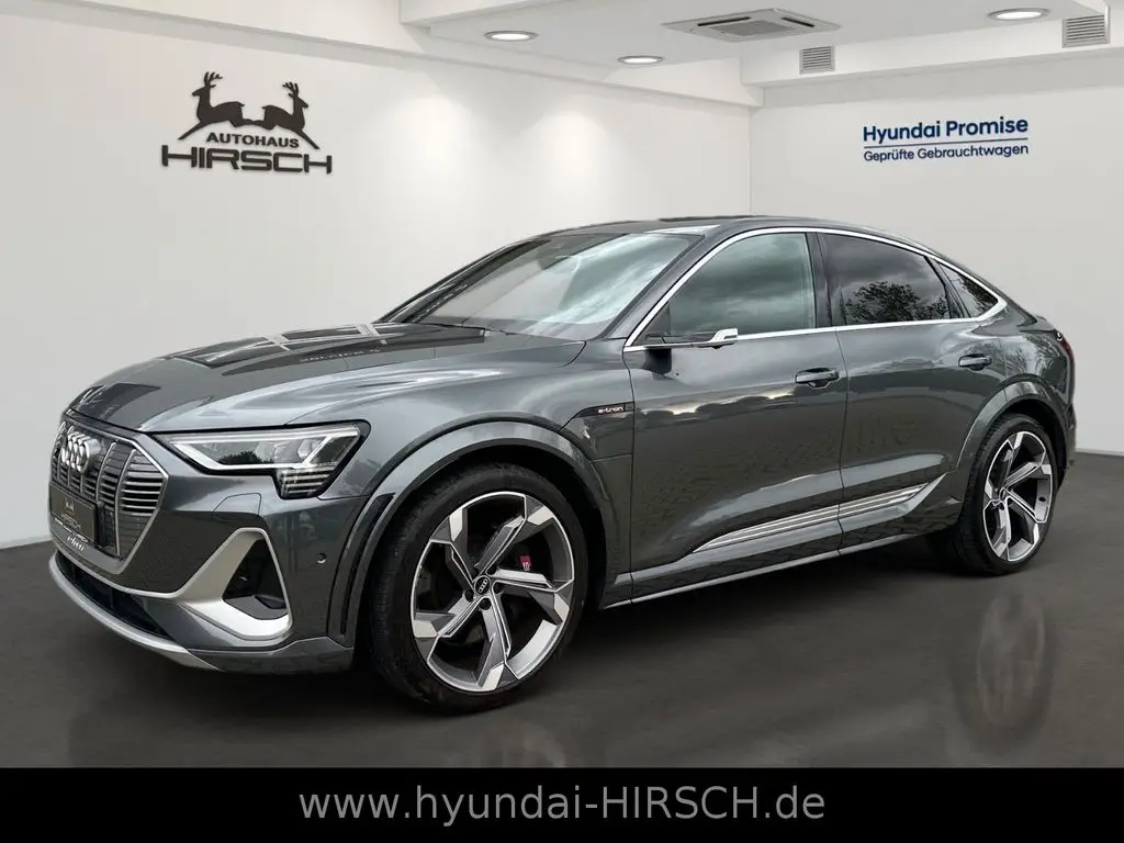 Photo 1 : Audi E-tron 2021 Not specified